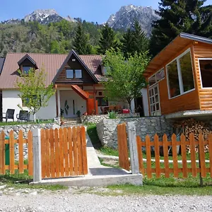 Bujtina Albjoni Maison d'hôtes